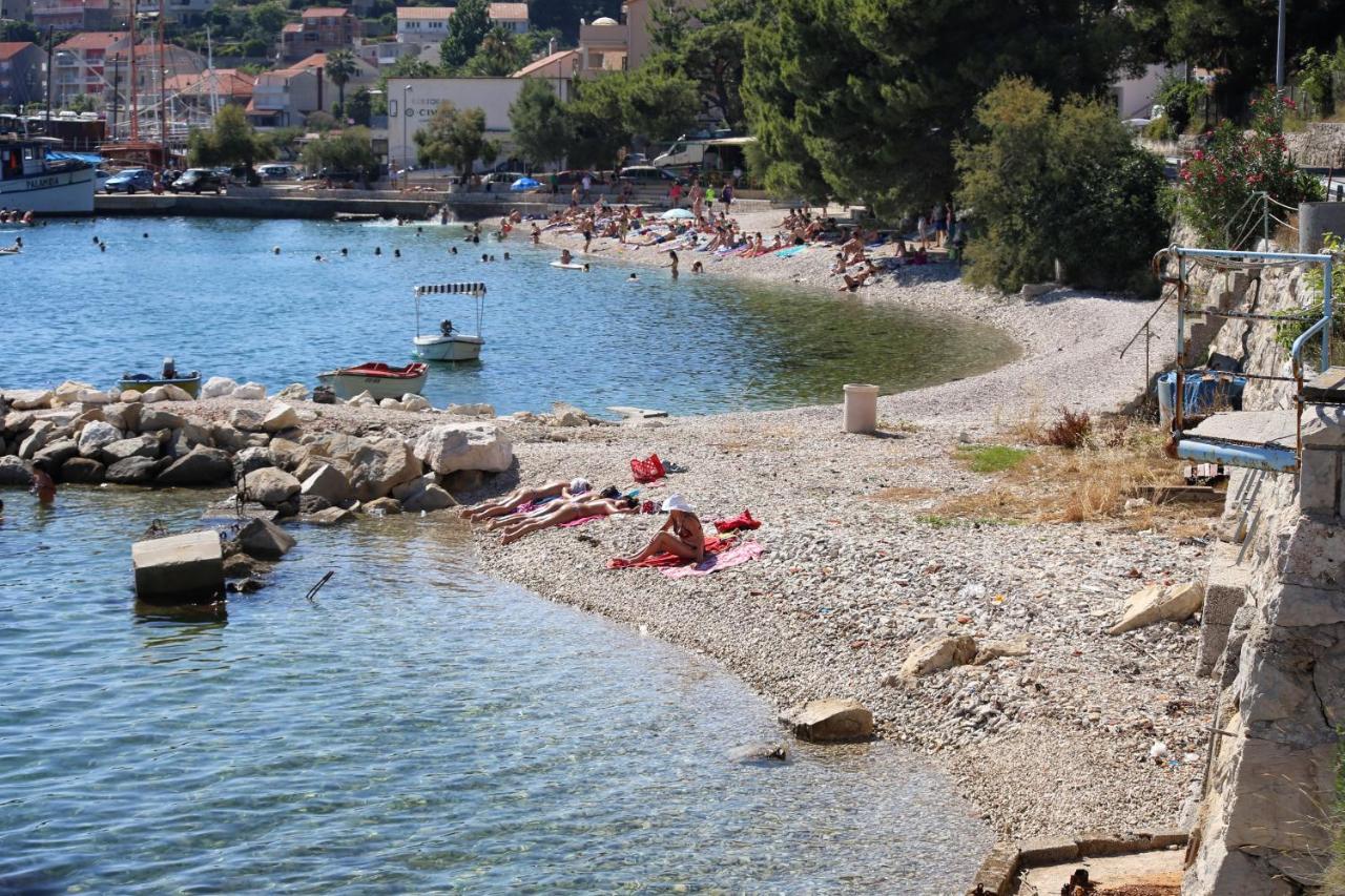 Apartments By The Sea Krilo Jesenice, Omis - 15145 Jesenice  Esterno foto