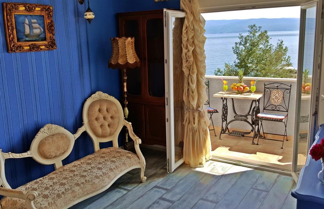 Apartments By The Sea Krilo Jesenice, Omis - 15145 Jesenice  Esterno foto